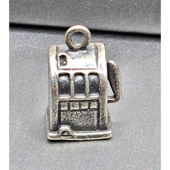 VTG Sterling Silver Slot Machine Charm 5/8" Hollow Figural Gambling Pendant - Picture 2 of 10
